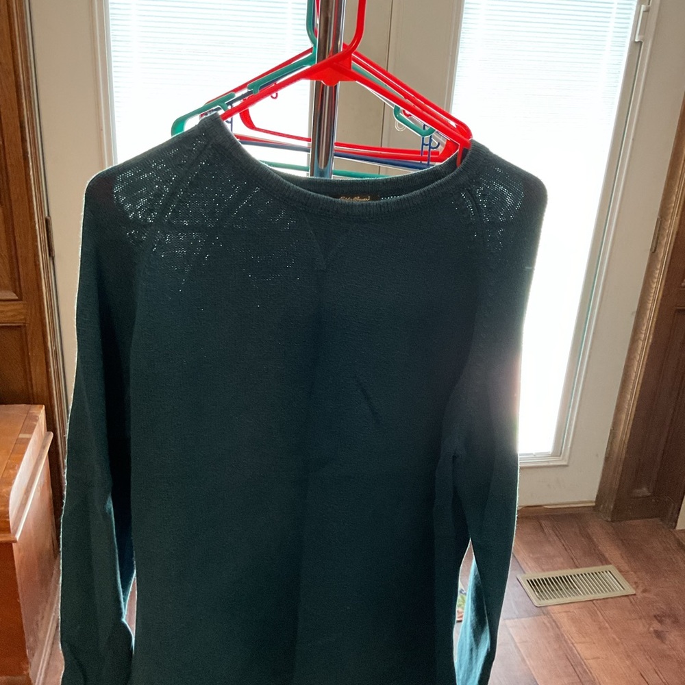 Eddie Bauer Women's Dark Green Crew Neck Sweater